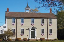 Visitors Center & Historical Society Museum